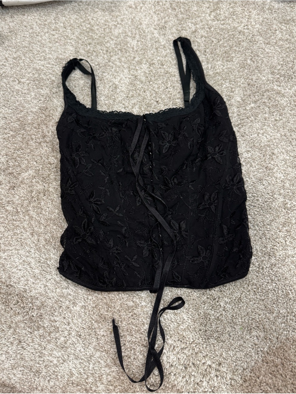 Retro Vintage 90s y2k era Carmin Black Floral Lace Bustier Cami with Lace Back